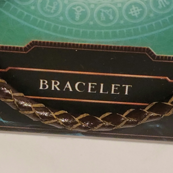 X-Large, Fantastic Beasts Brown Charm Bracelet - Picture 5 of 5